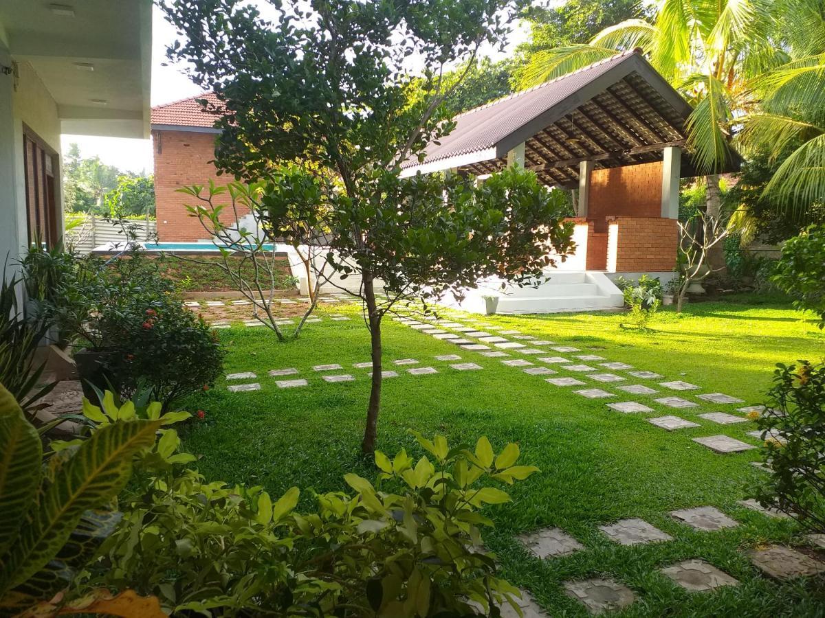 Green Wood Villa Negombo Exterior photo