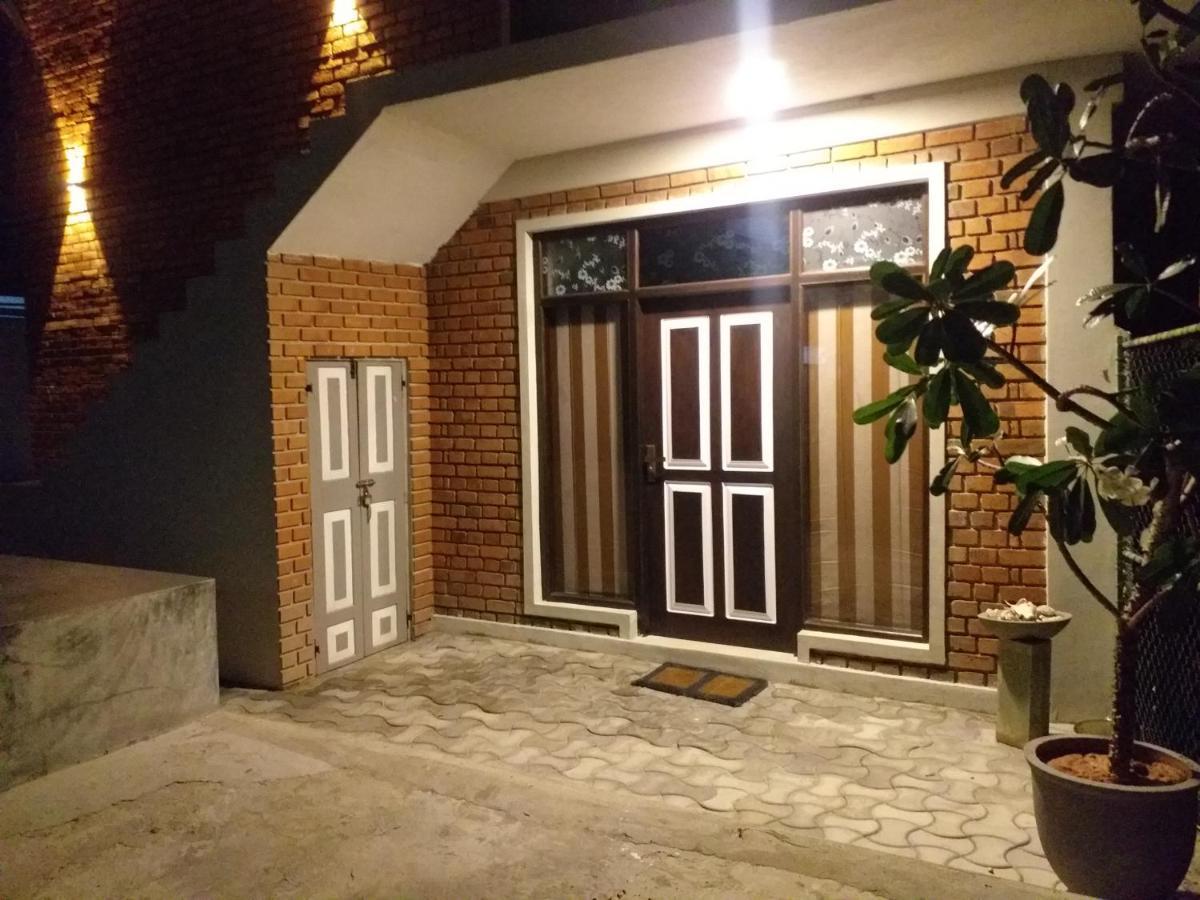 Green Wood Villa Negombo Exterior photo