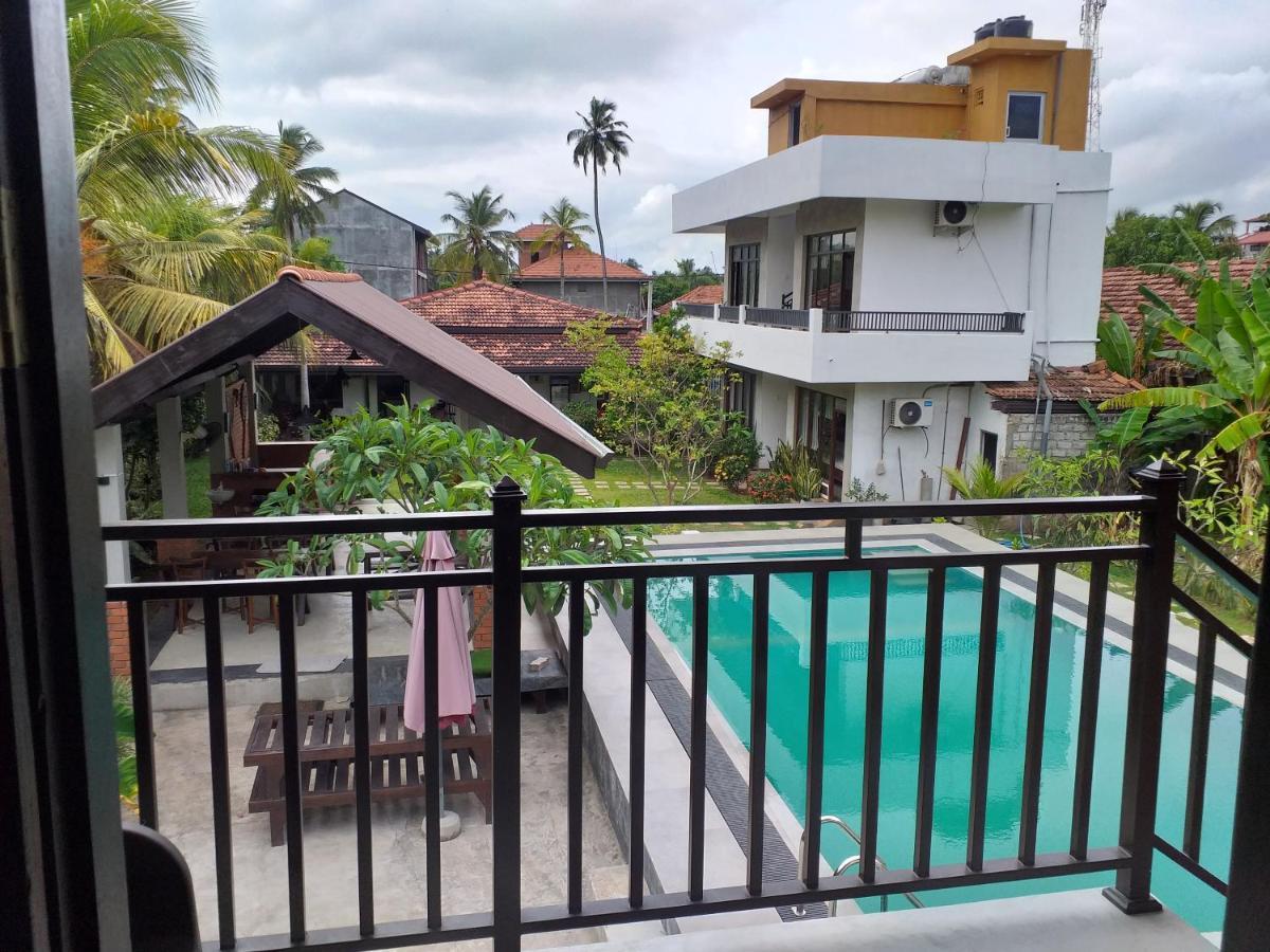 Green Wood Villa Negombo Exterior photo