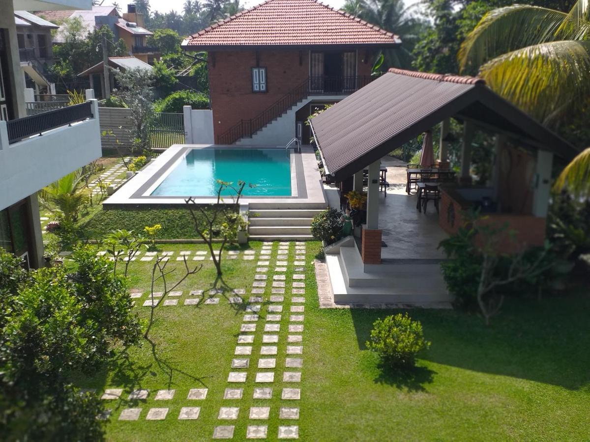 Green Wood Villa Negombo Exterior photo