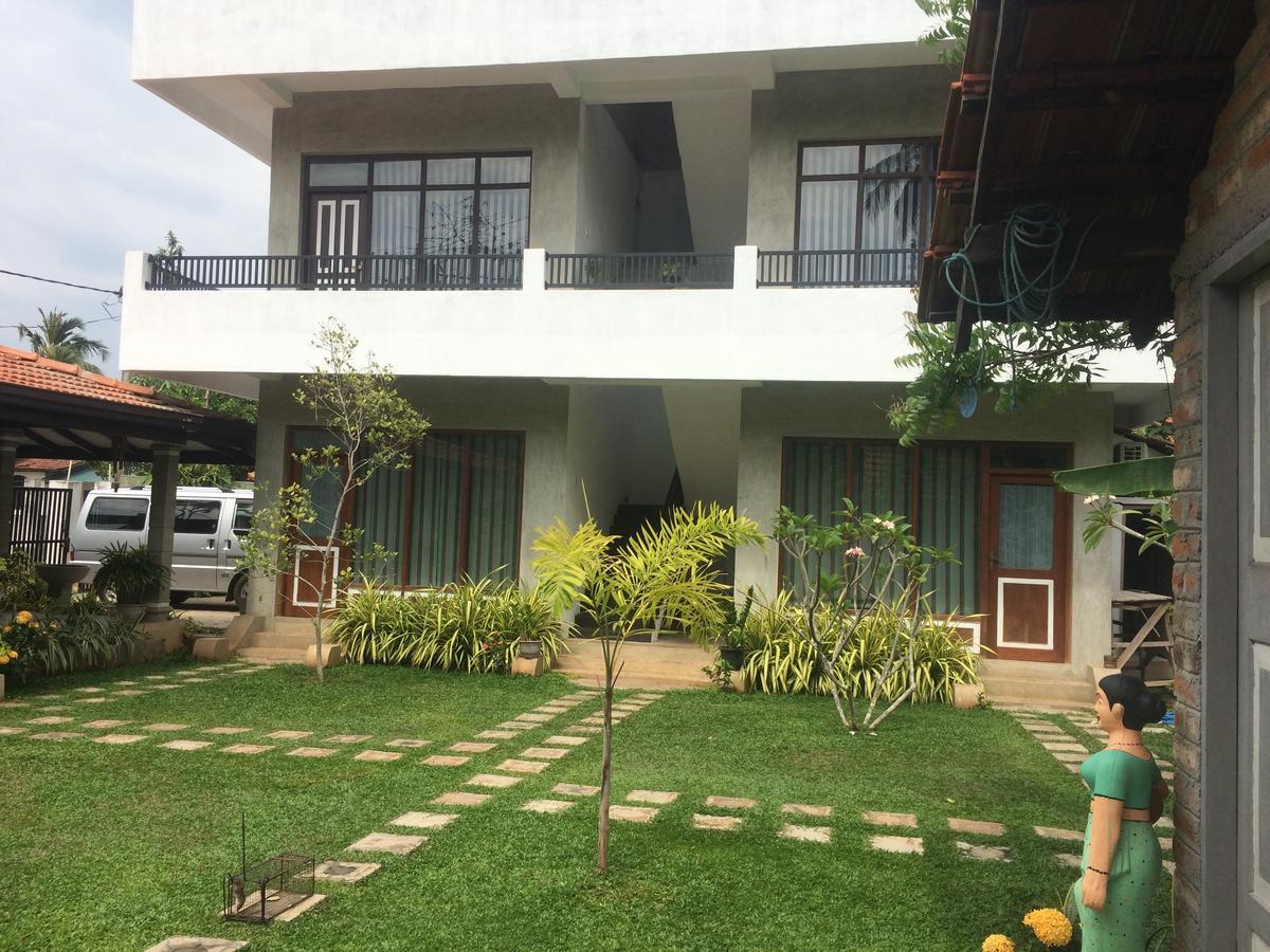 Green Wood Villa Negombo Exterior photo